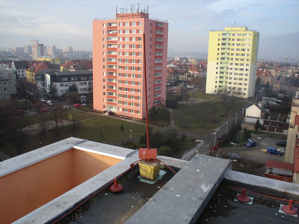 img00037.jpg