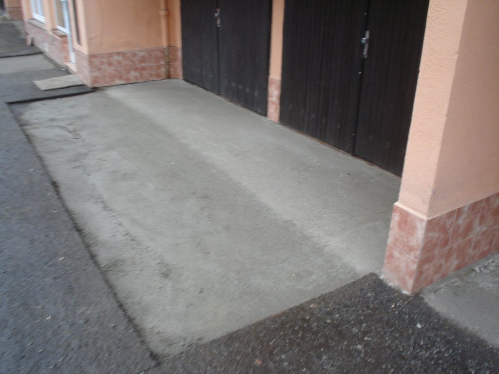 img00040.jpg