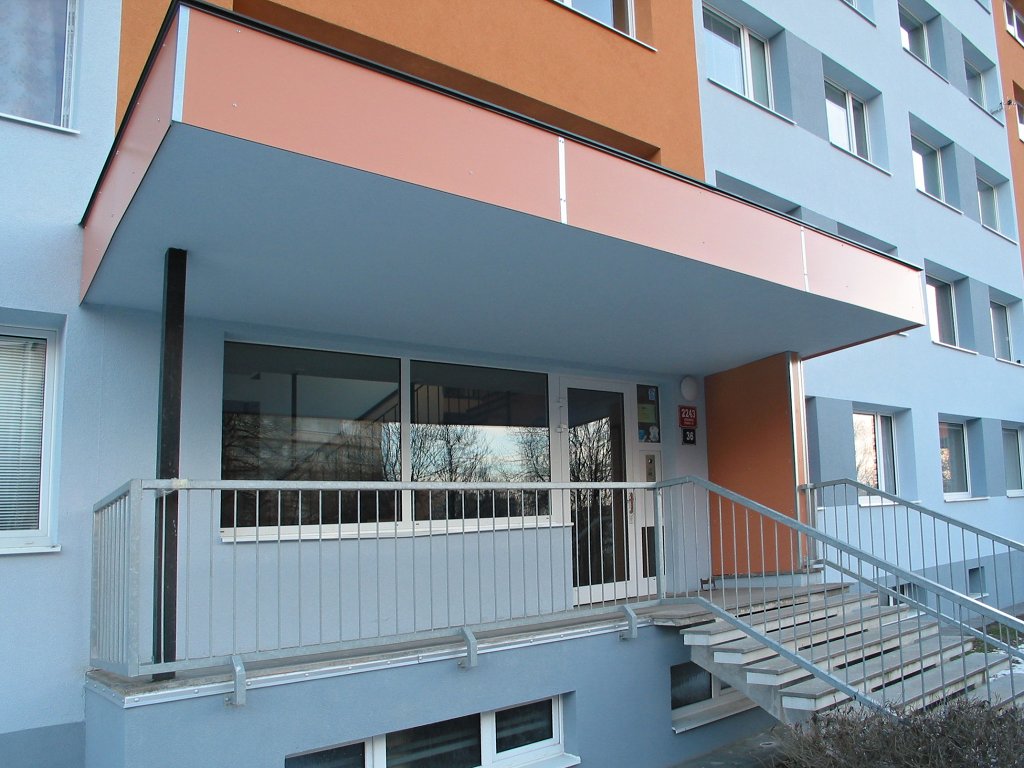 img00007.jpg